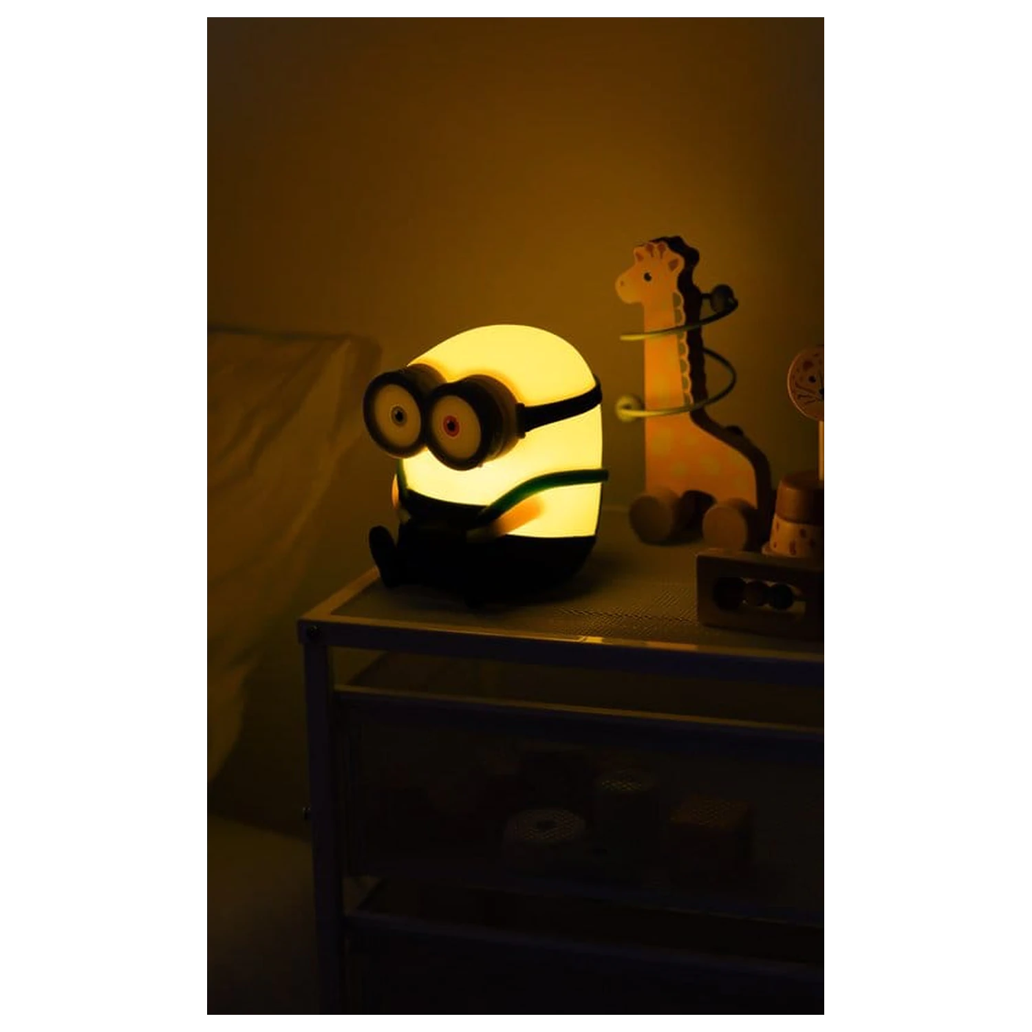 Minions squishy lamp product photo