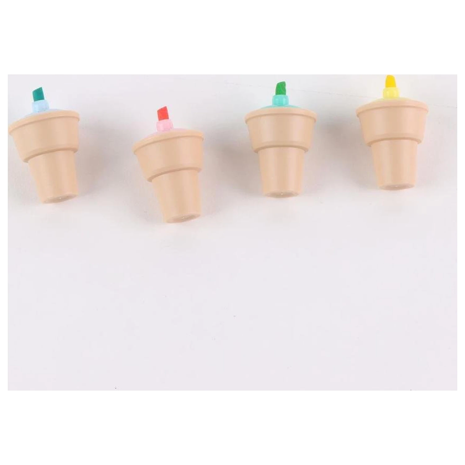 MINNIE Pack of 4 mini Highlighters Food product photo