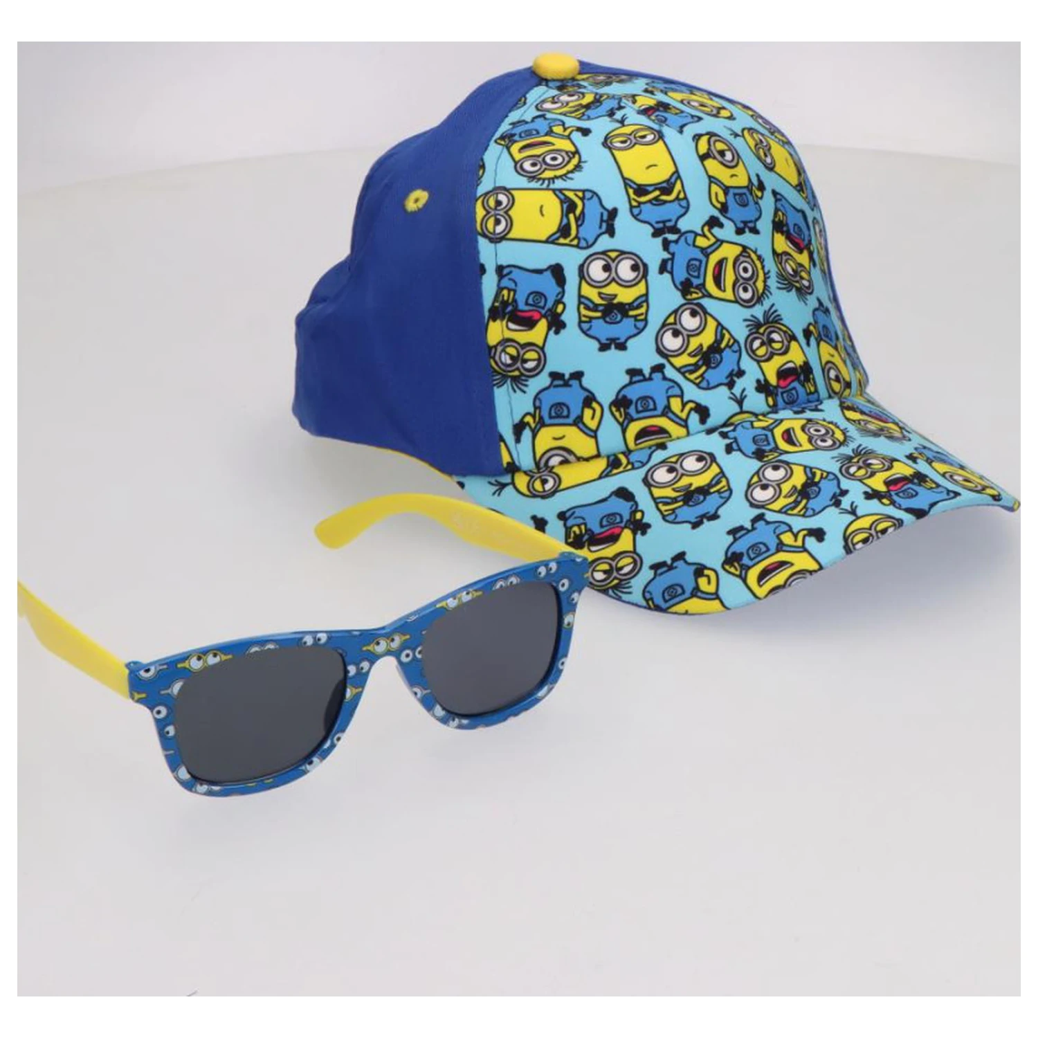 Minions Blue Sunglasses and Baseball Cap Set product photo