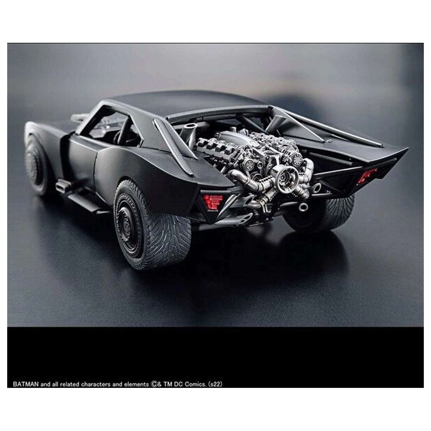 Mobile Suit DC Comics Batman Batmobile 1/35 model kit product photo