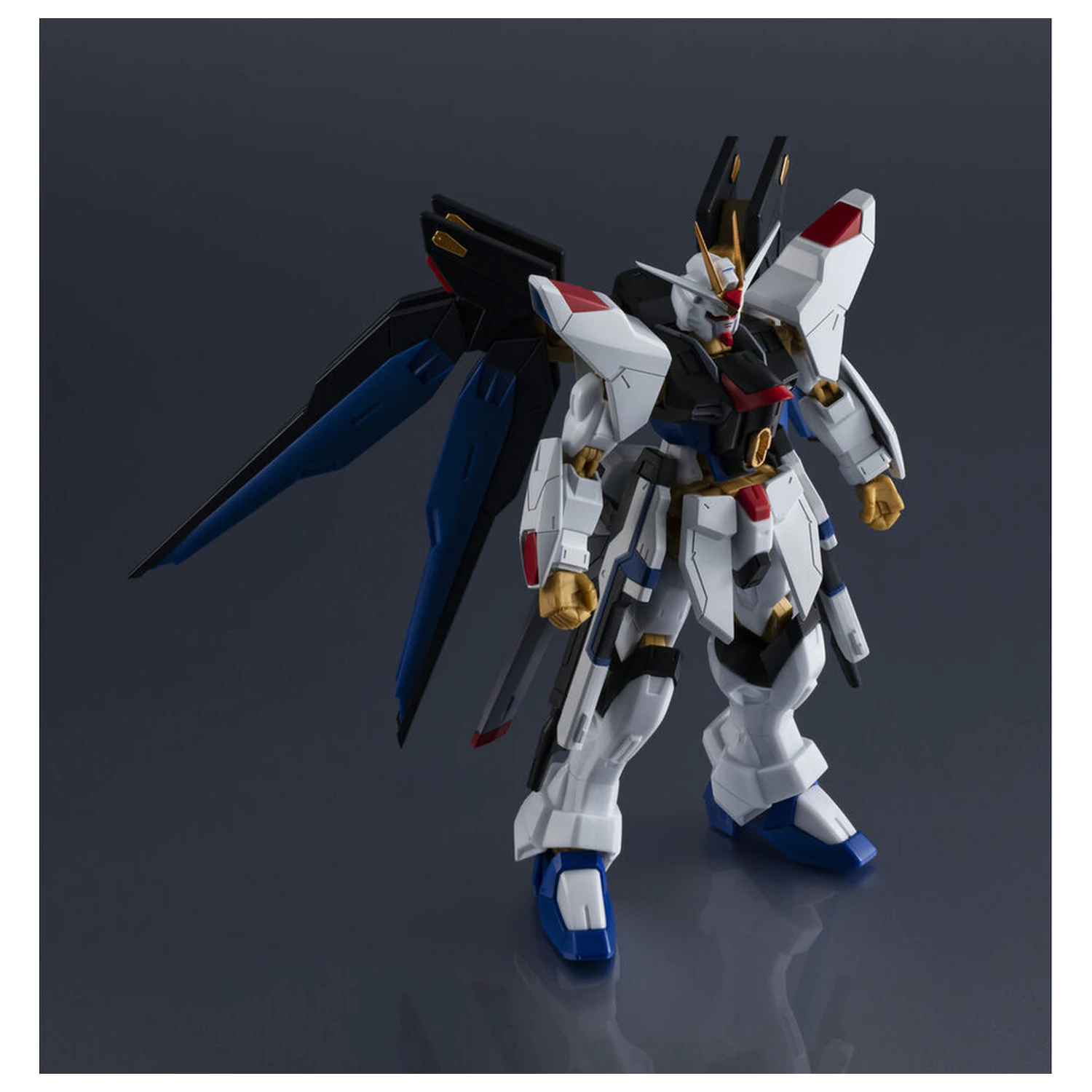 Mobile Suit Gundam SEED Destiny Gundam Universe ZGMF-X20A Strike Freedom Gundam Renewal figure 15cm product photo