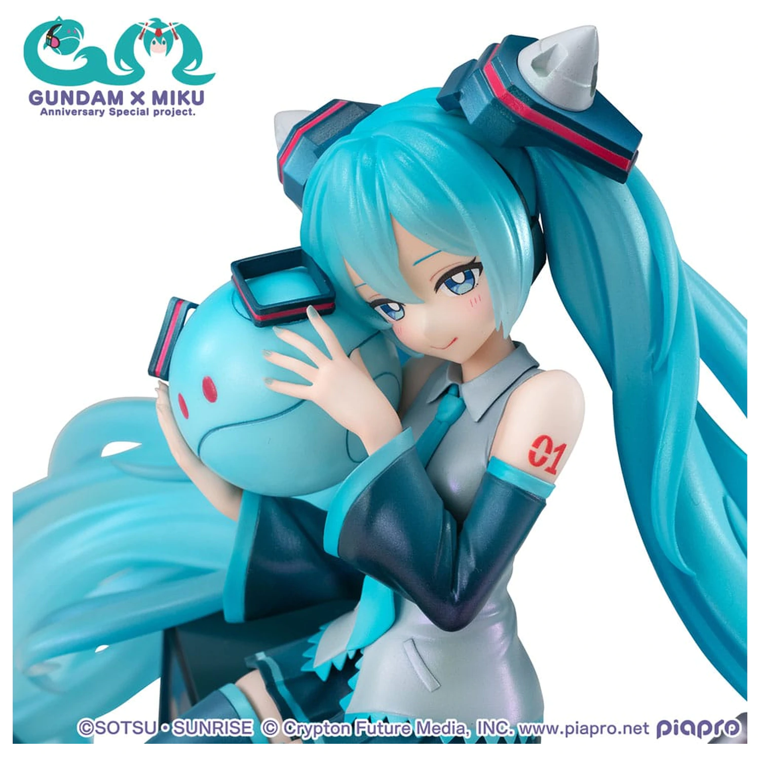 Mobile Suit Gundam x Hatsune Miku Lucrea PVC Statue Hatsune Miku x OO Gundam 45th Anniversary 17 cm         product photo