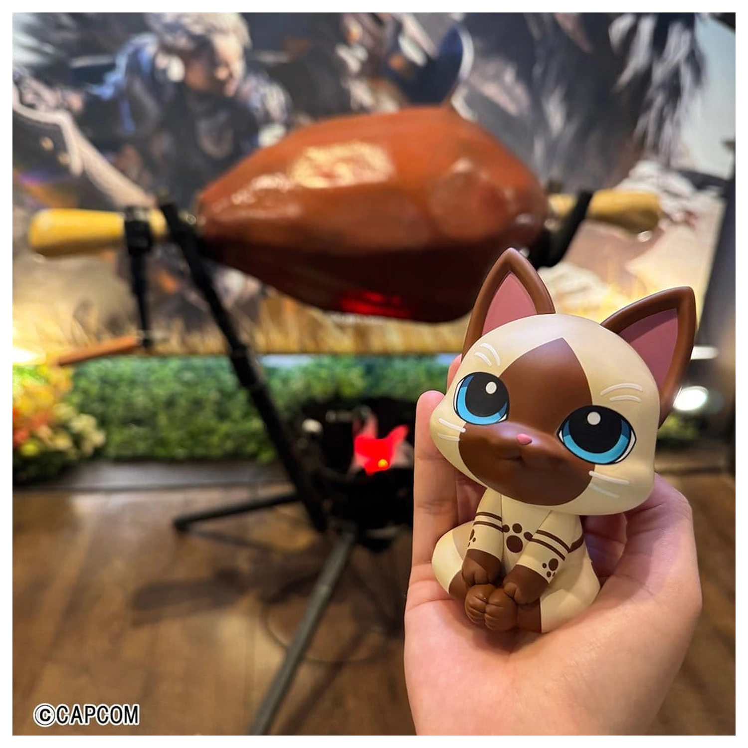 Monster Hunter Look Up PVC Figure Airou 11 cm product photo
