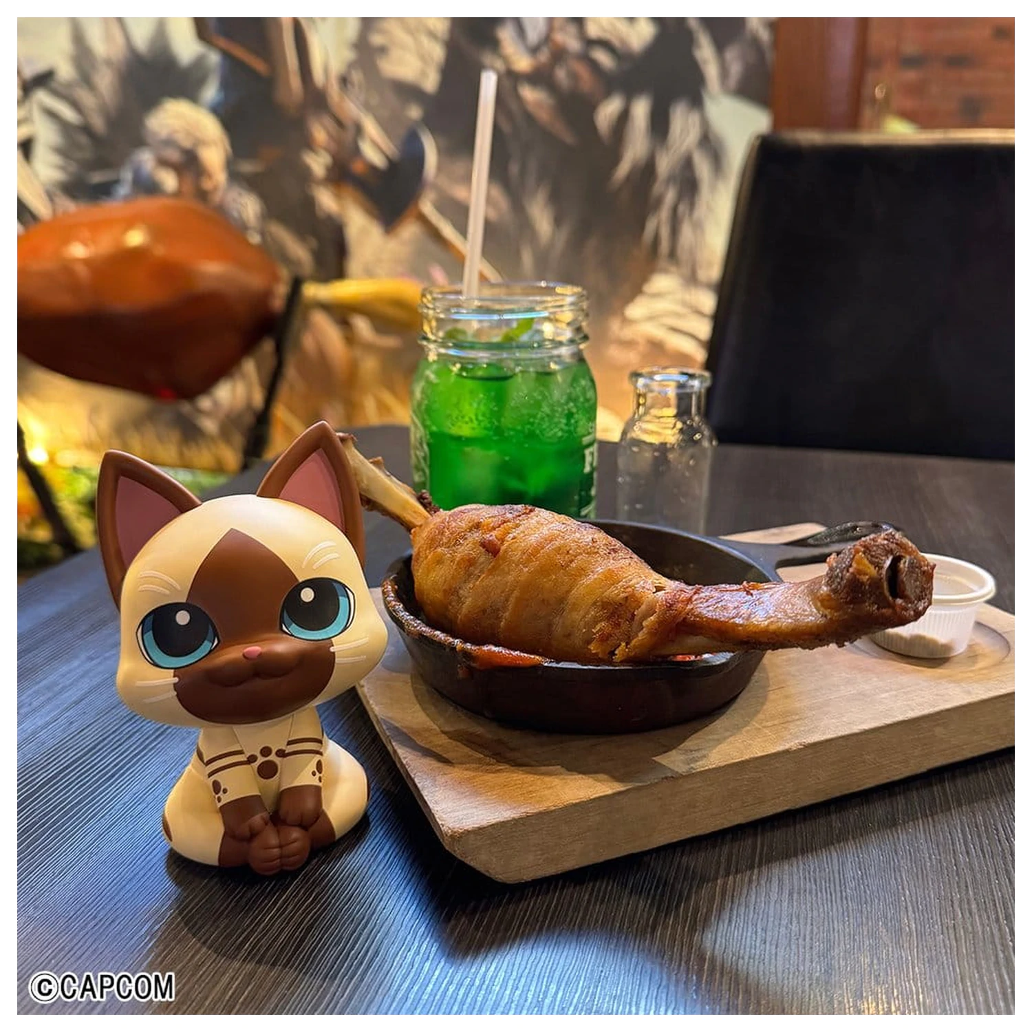 Monster Hunter Look Up PVC Figure Airou 11 cm product photo