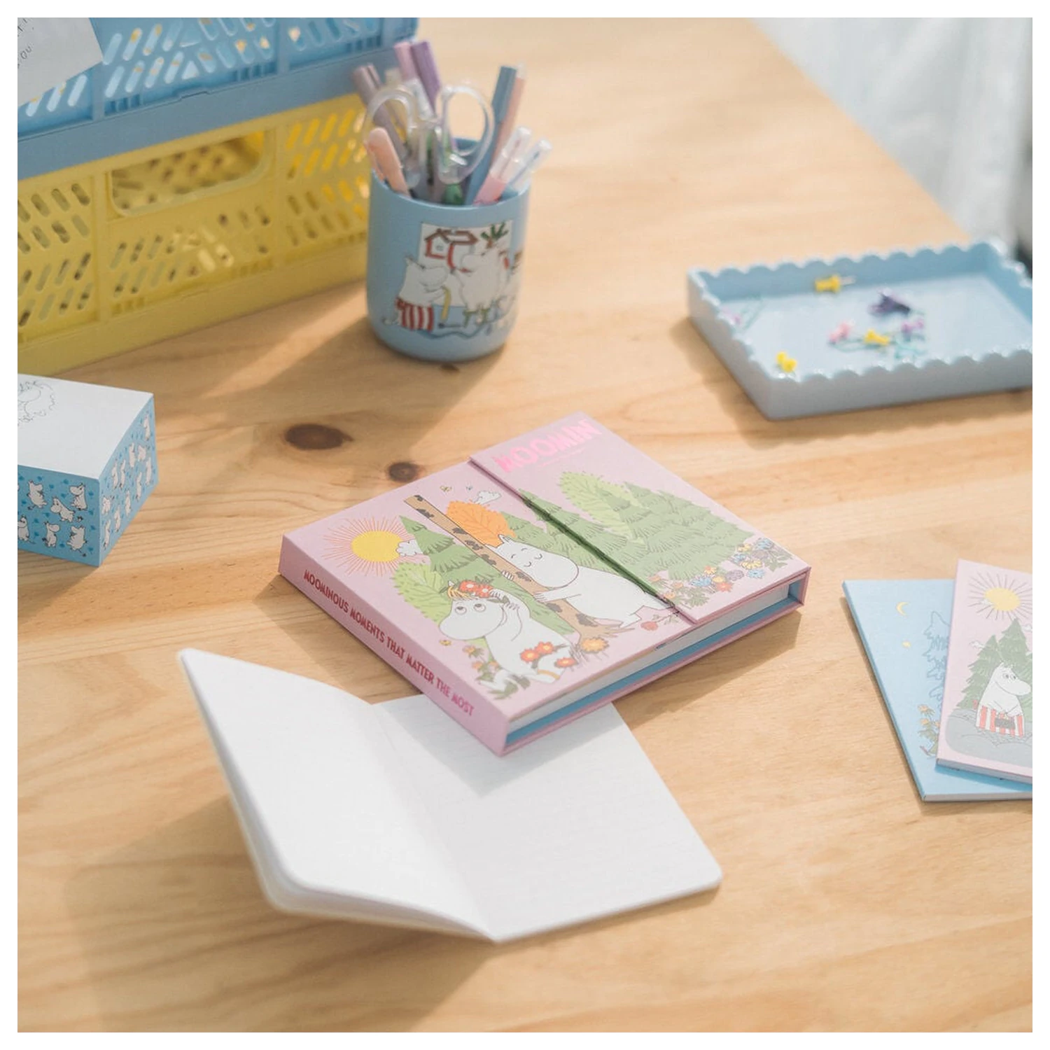 Moomin weekly planner with sticky notes product photo