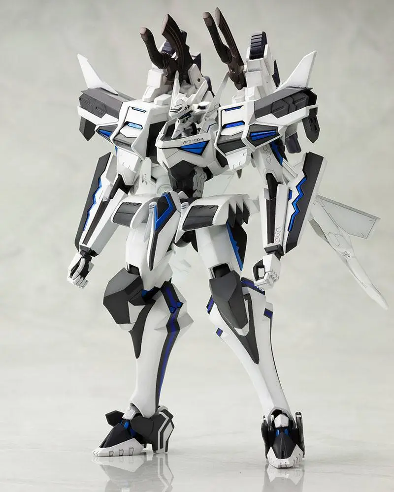 Muv-Luv Alternative Plastic Model Kit 1/144 Shiranui 2nd Phase 2 Yuya Bridges Ki 14 cm product photo