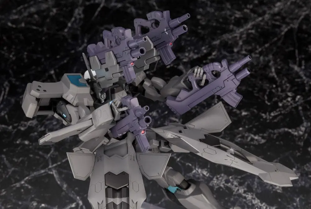 Muv-Luv Alternative Plastic Model Kit Shiranui Imperial Japanese Army Full Option Set 18 cm product photo