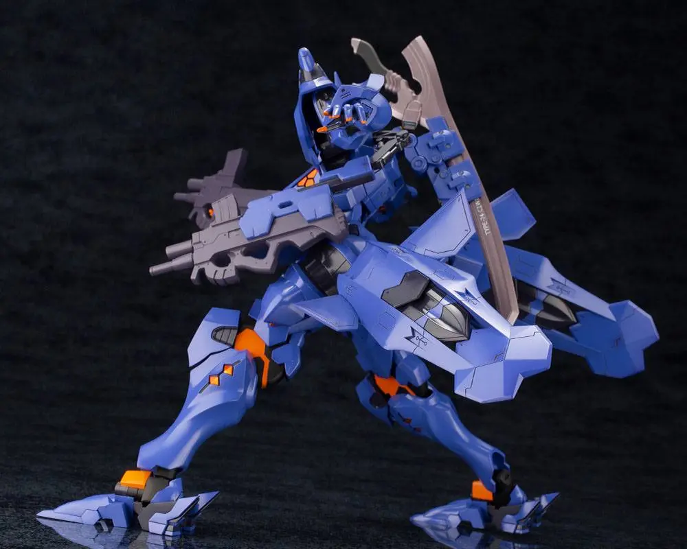 Muv-Luv Alternative Total Eclipse Plastic Model Kit 1/144 Takemikaduchi Type-00R The IRG's 16th Battalion Commander 18 cm product photo