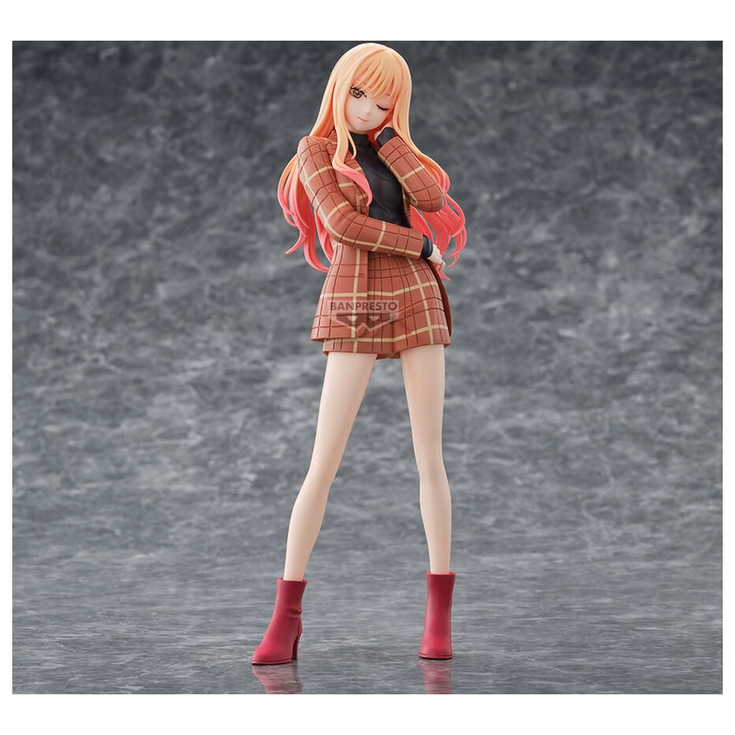 My Dress-Up Darling Glitter Glamours Marin Kitagawa figure 25cm product photo
