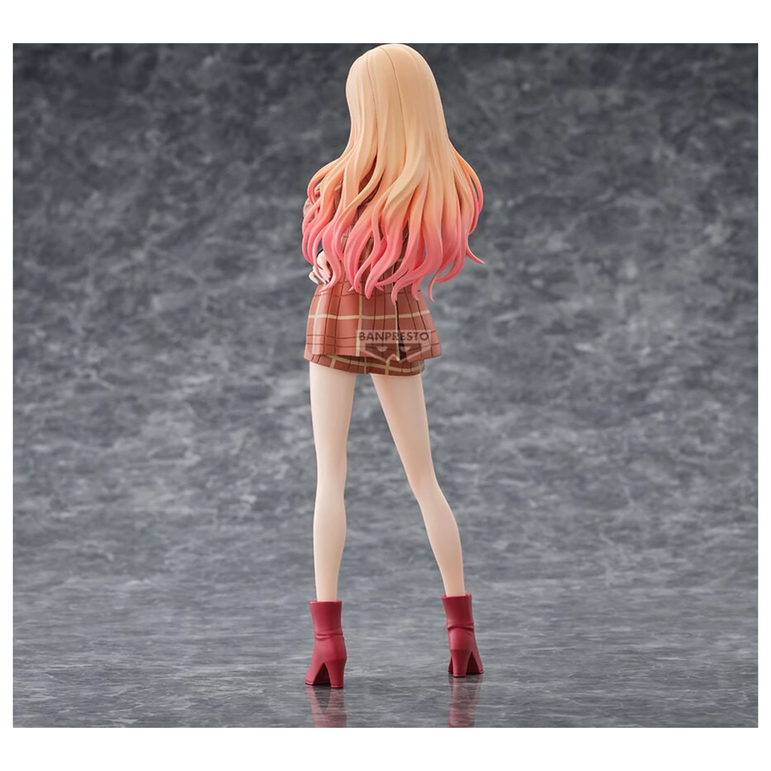 My Dress-Up Darling Glitter Glamours Marin Kitagawa figure 25cm product photo