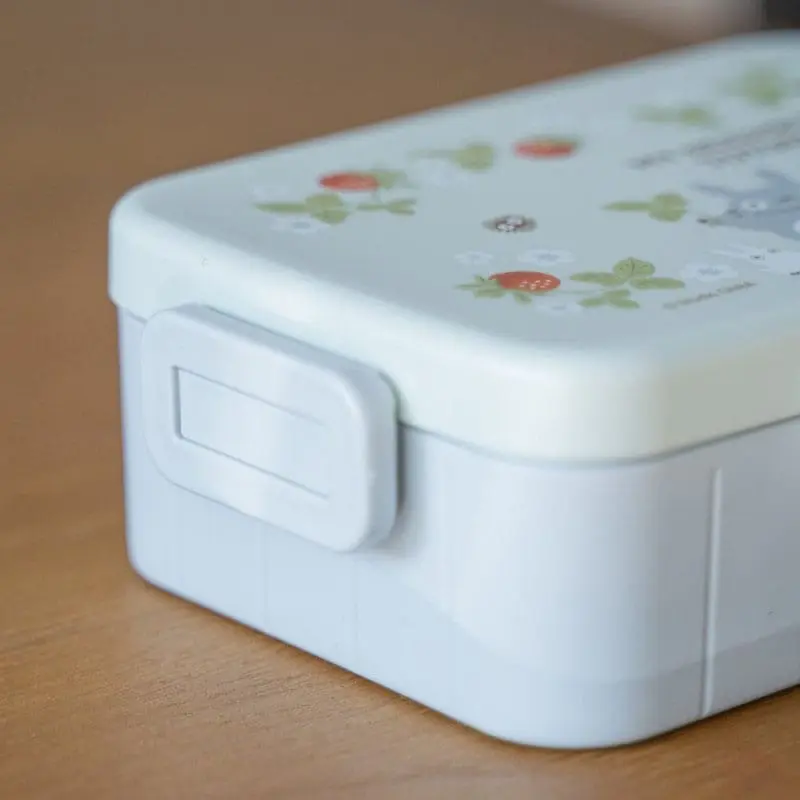 My Neighbor Totoro 4 locks Bento Box My Neighbor Totoro 2 product photo
