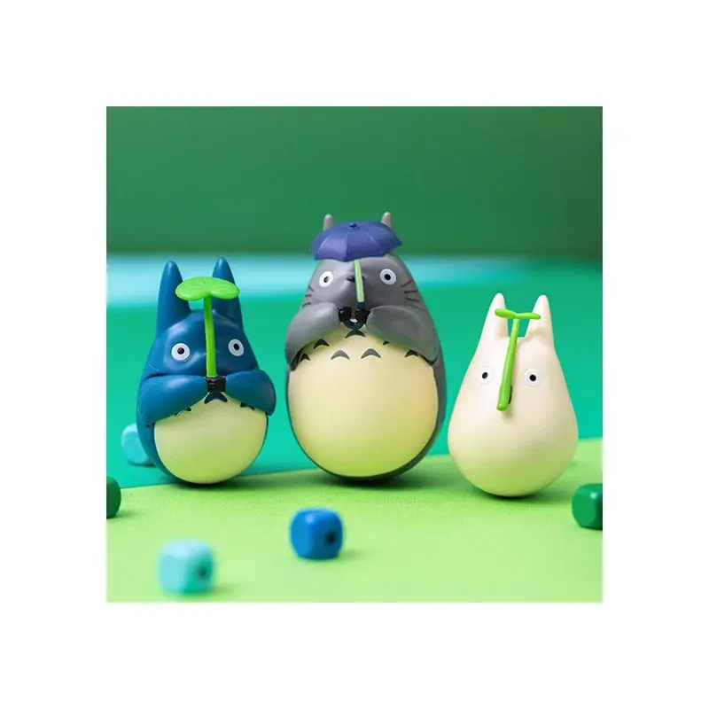 My Neighbor Totoro Round Bottomed Figurine Big Totoro with leaf 7 cm product photo