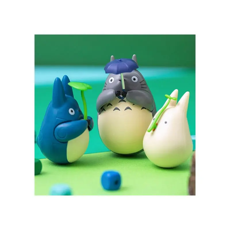 My Neighbor Totoro Round Bottomed Figurine Big Totoro with leaf 7 cm product photo