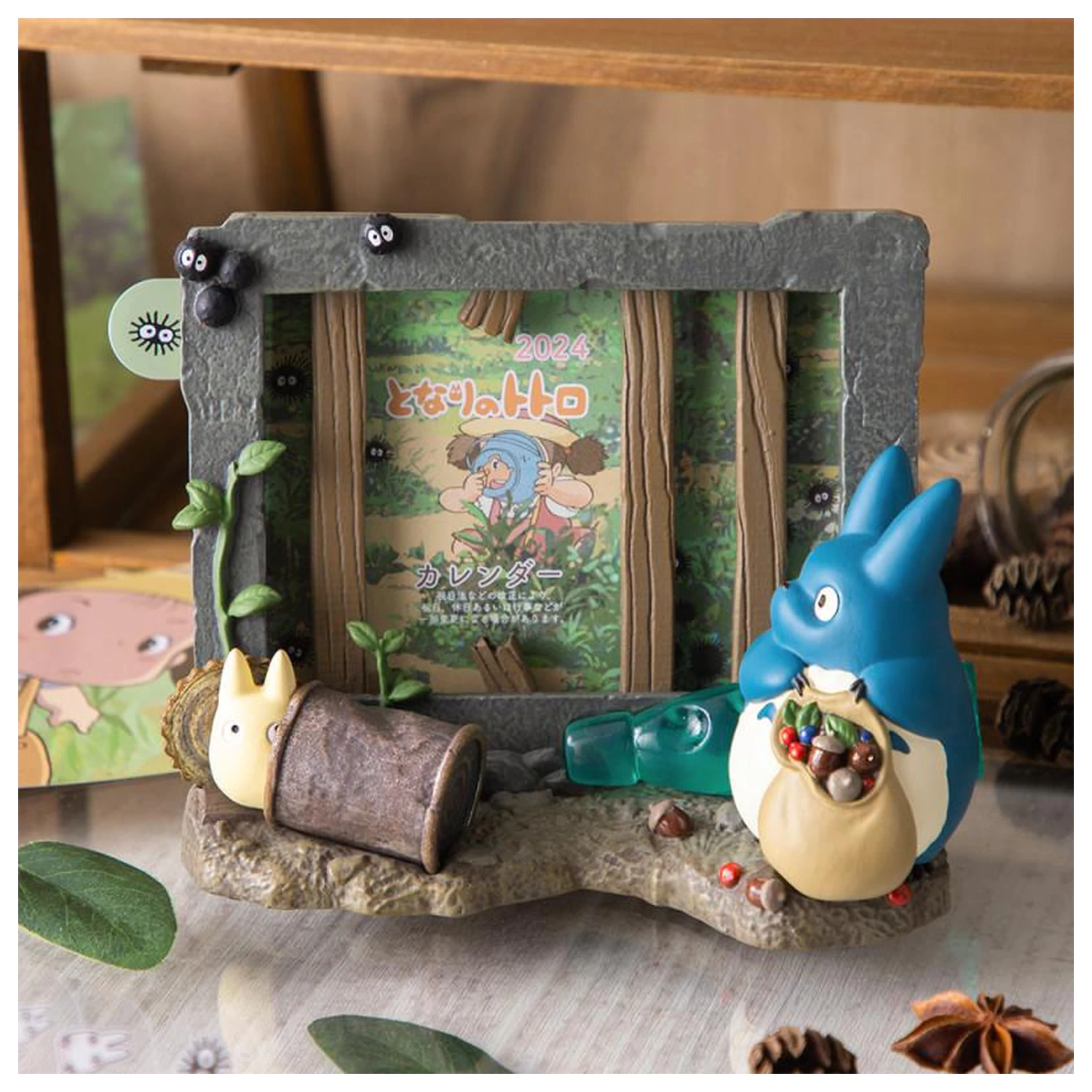 My Neighbor Totoro Totoro & Kusakabe House Diorama Frame product photo