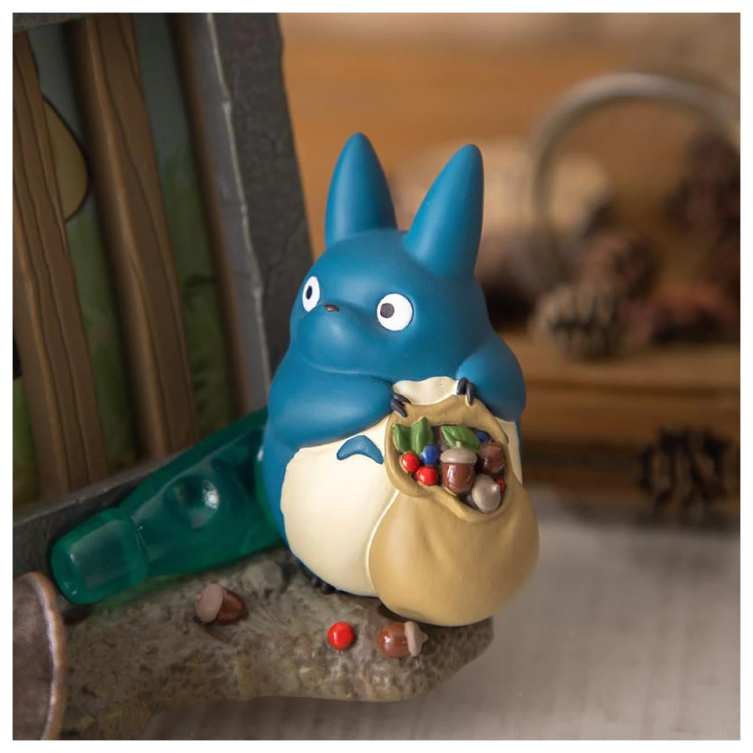 My Neighbor Totoro Totoro & Kusakabe House Diorama Frame product photo