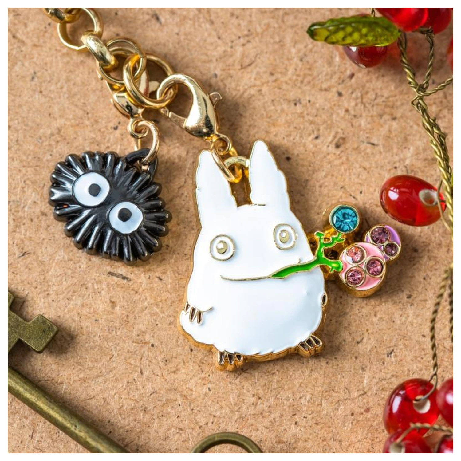 My Neighbor Totoro White Totoro & Fruits Chainette charms product photo