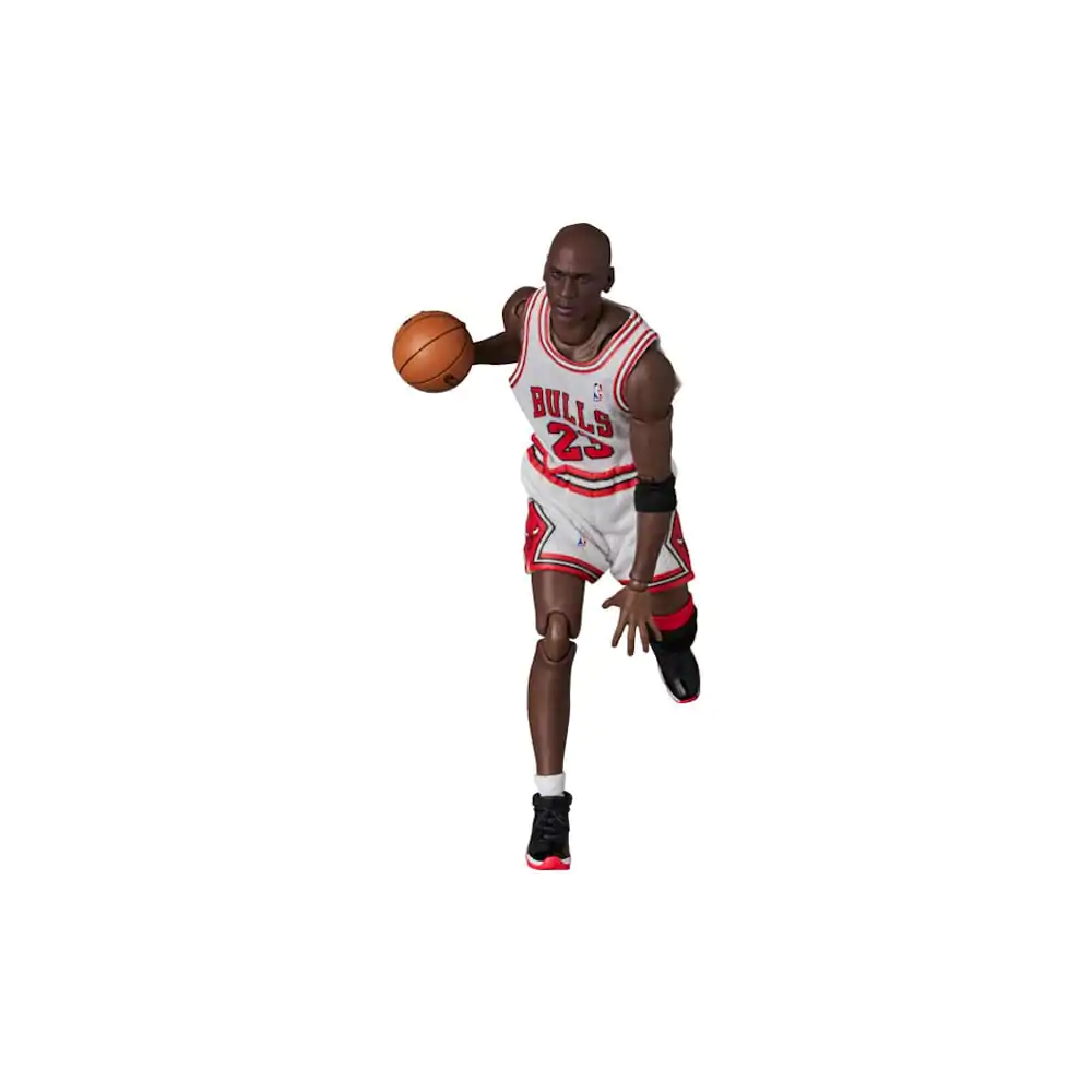 NBA MAFEX Action Figure Michael Jordan - Chicago Bulls HOME 17 cm termékfotó