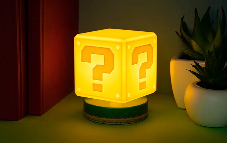 Super Mario 3D Light Question Block 10 cm termékfotó