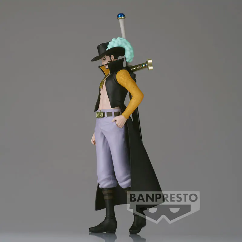 One Piece Dracule Mihawk The Shukko figure 16cm termékfotó