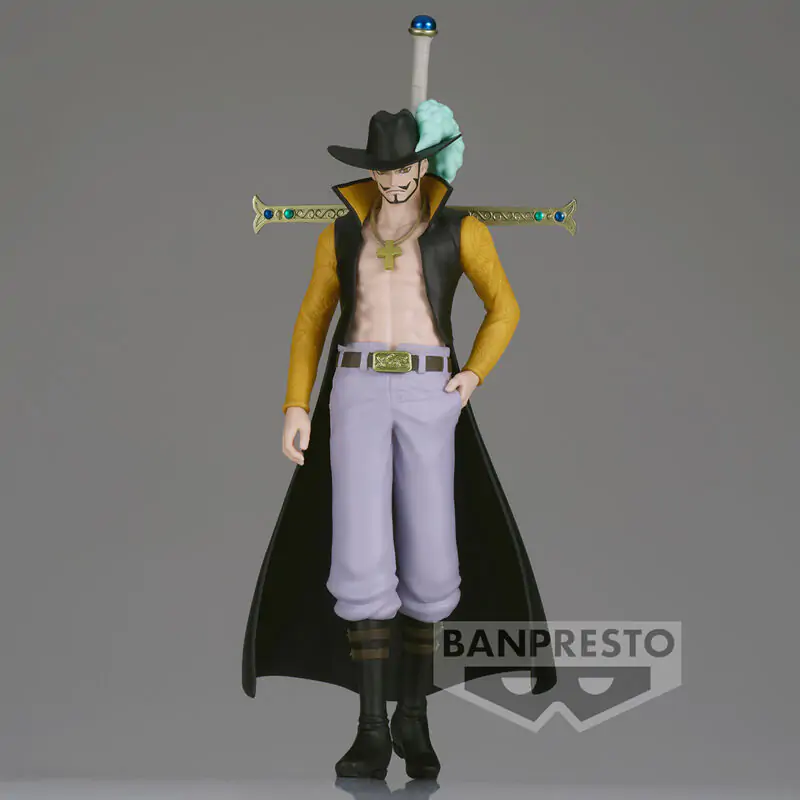 One Piece Dracule Mihawk The Shukko figure 16cm termékfotó