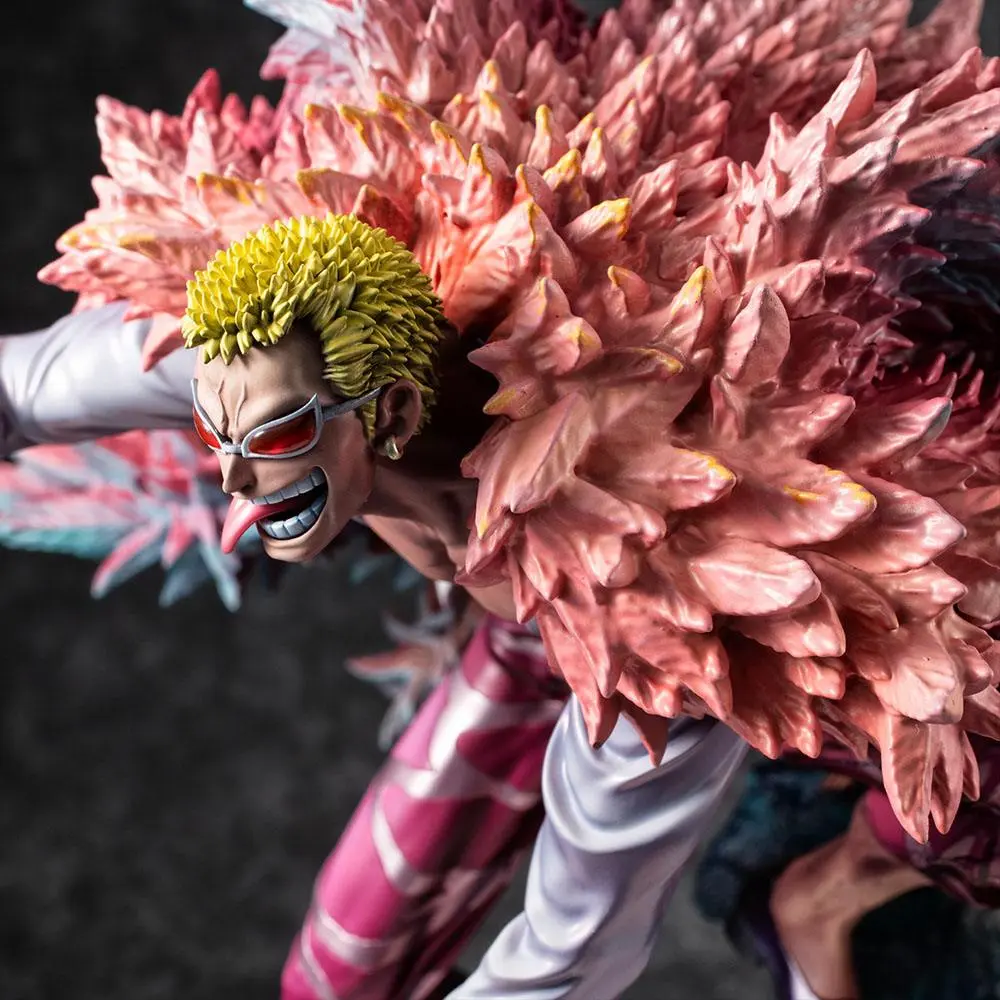 One Piece Excellent Model P.O.P PVC Statue SA-Maximum Heavenly Demon Donquixote Doflamingo 35 cm termékfotó