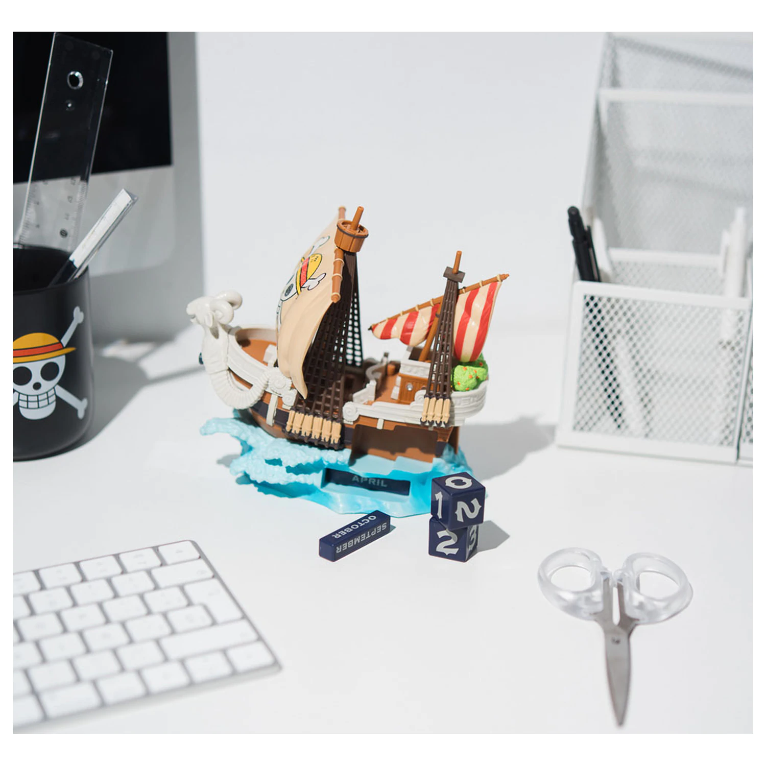 One Piece Going Merry 3D perpetual calendar product photo