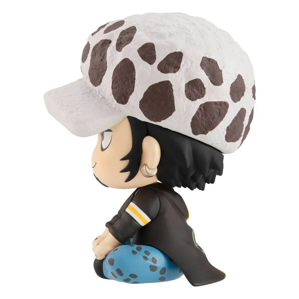 One Piece Look Up PVC Statue Trafalgar Law 11 cm product photo