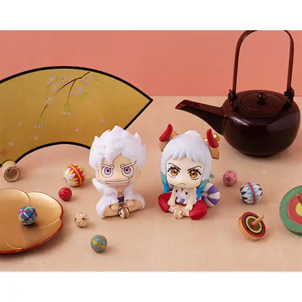 One Piece Look Up PVC Statue Yamato 11 cm product photo