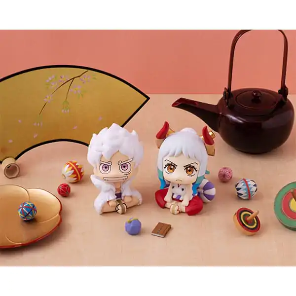 One Piece Look Up PVC Statue Yamato 11 cm product photo