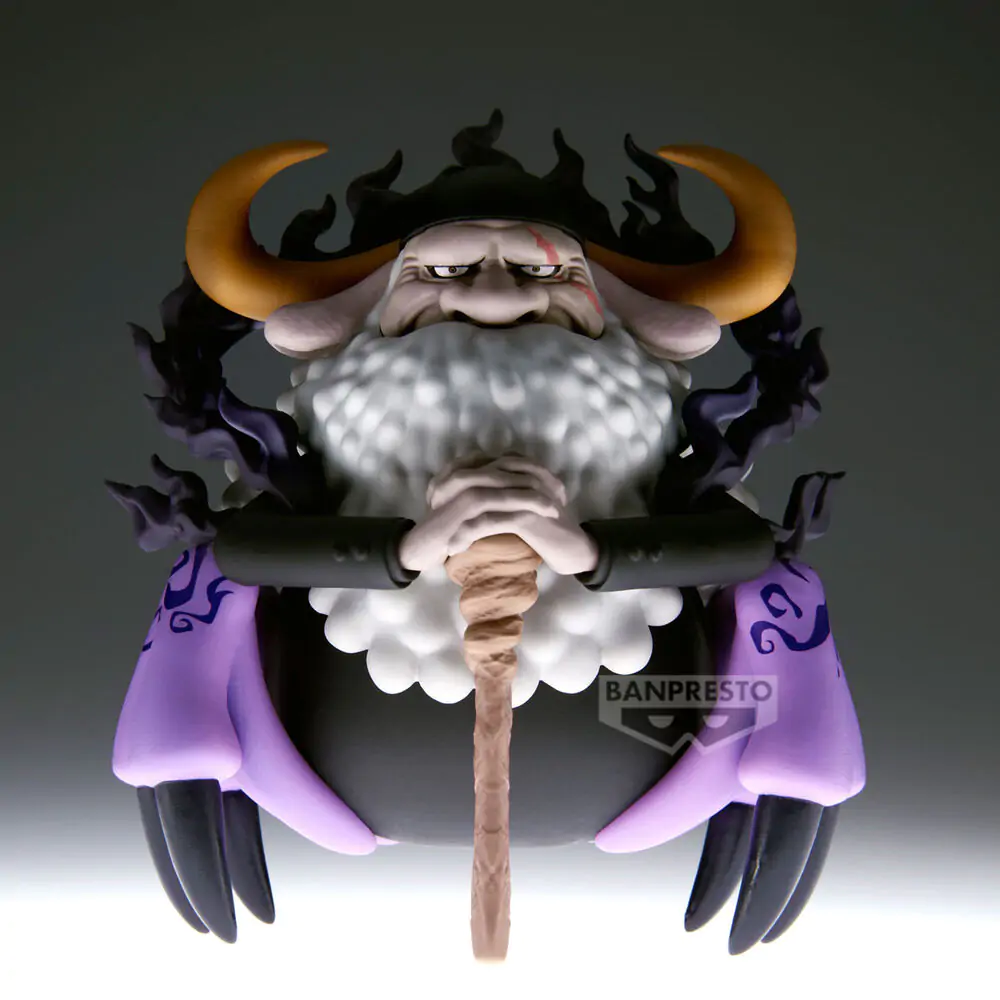 One Piece Mega World Collectable St. Jaygarcia Saturn figure 13cm product photo