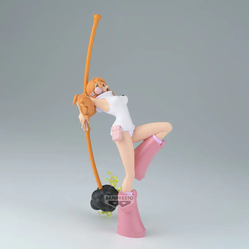 One Piece Nami Battle Record figure 15cm termékfotó