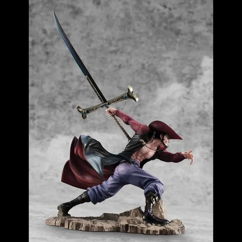 One Piece Neo Maximum Dracule Hawk Eyes Mihawk figure 17cm product photo