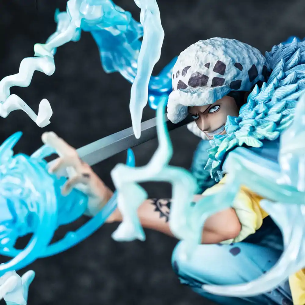 One Piece Portrait Of Pirates WA-MAXIMUM PVC Statue Trafalgar Law The Surgeon of Death Awaken Ver. 27 cm product photo