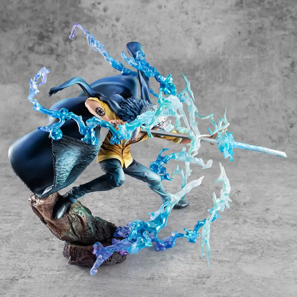 One Piece Portrait Of Pirates WA-MAXIMUM PVC Statue Trafalgar Law The Surgeon of Death Awaken Ver. 27 cm product photo