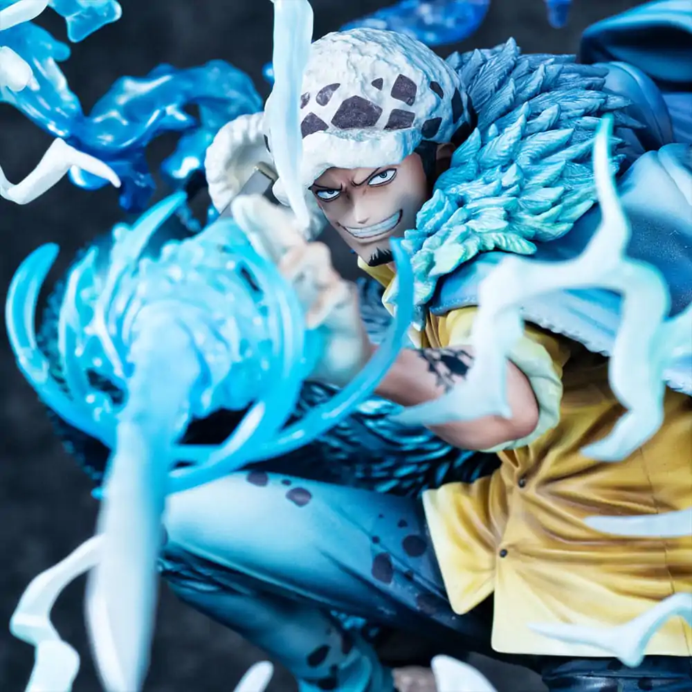 One Piece Portrait Of Pirates WA-MAXIMUM PVC Statue Trafalgar Law The Surgeon of Death Awaken Ver. 27 cm product photo