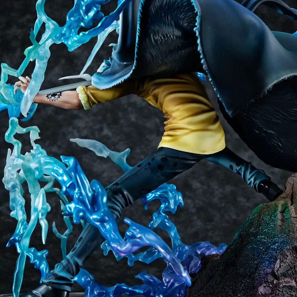 One Piece Portrait Of Pirates WA-MAXIMUM PVC Statue Trafalgar Law The Surgeon of Death Awaken Ver. 27 cm product photo