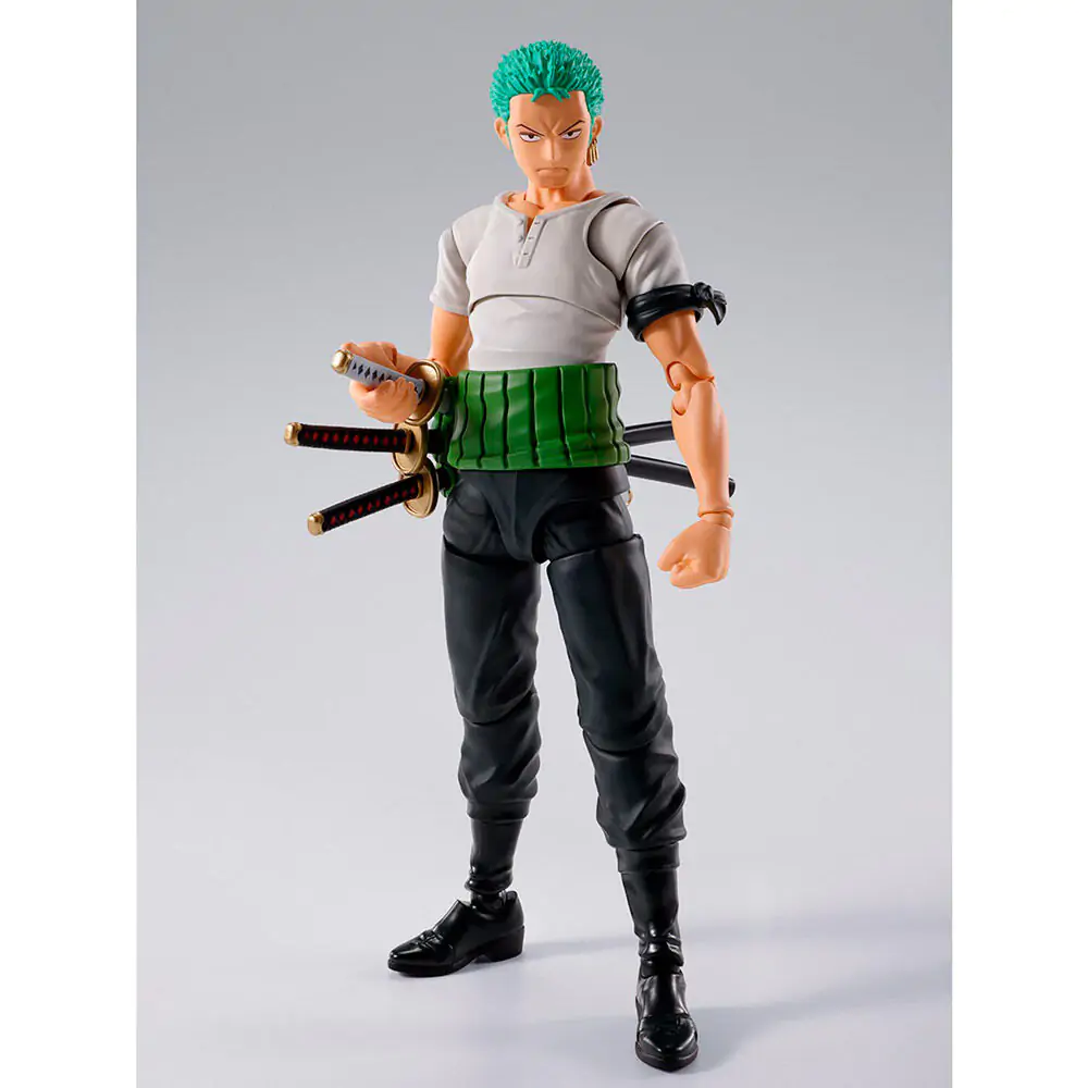 One Piece Roronoa Zoro Romance Dawn S.H Figuarts figure 15cm termékfotó