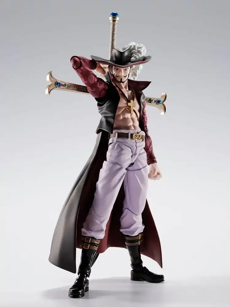 One Piece S.H.Figuarts Action Figure Dracule Mihawk Hawkeye 17 cm       product photo