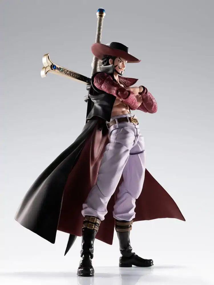One Piece S.H.Figuarts Action Figure Dracule Mihawk Hawkeye 17 cm       product photo