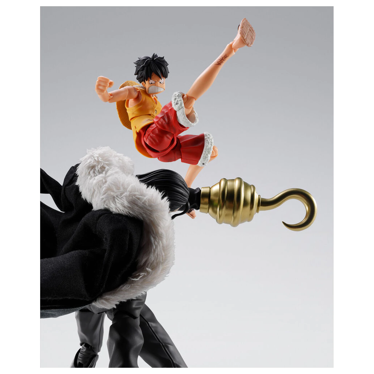 One Piece Sir Crocodile Marineford S.H. Figuarts figure 18cm product photo