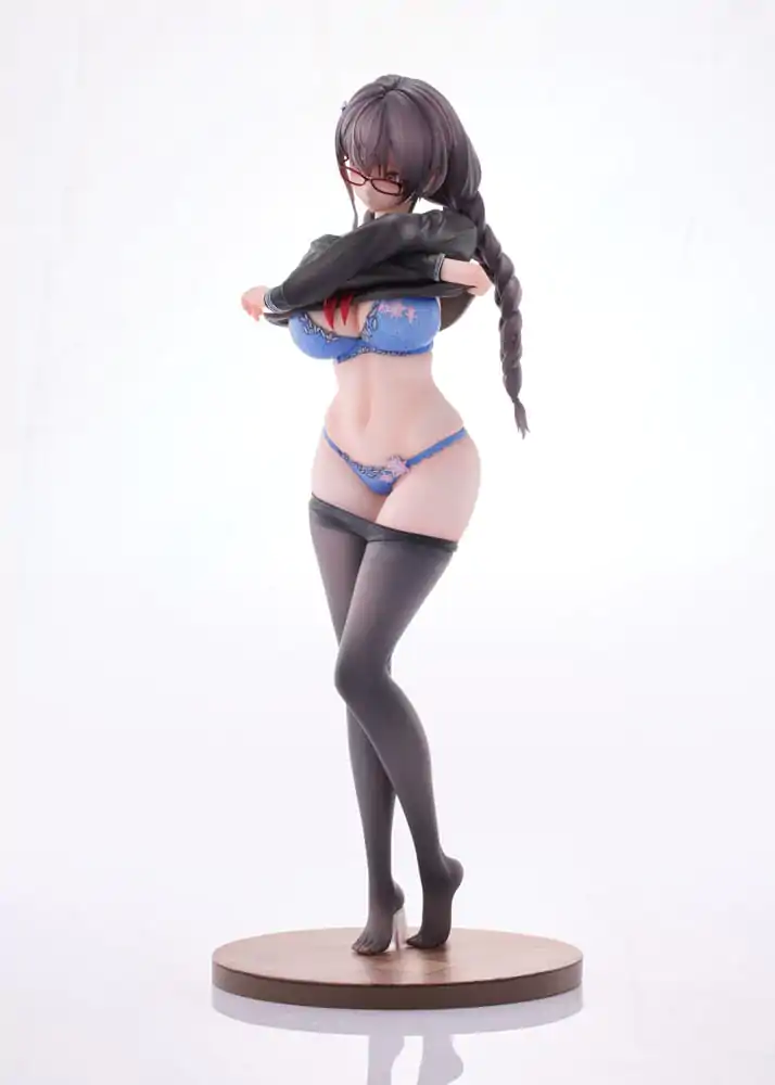 Original Character PVC Statue 1/6 Gap Glasses Girl Who Doesn't Want To Take Physical Education Class 28 cm product photo