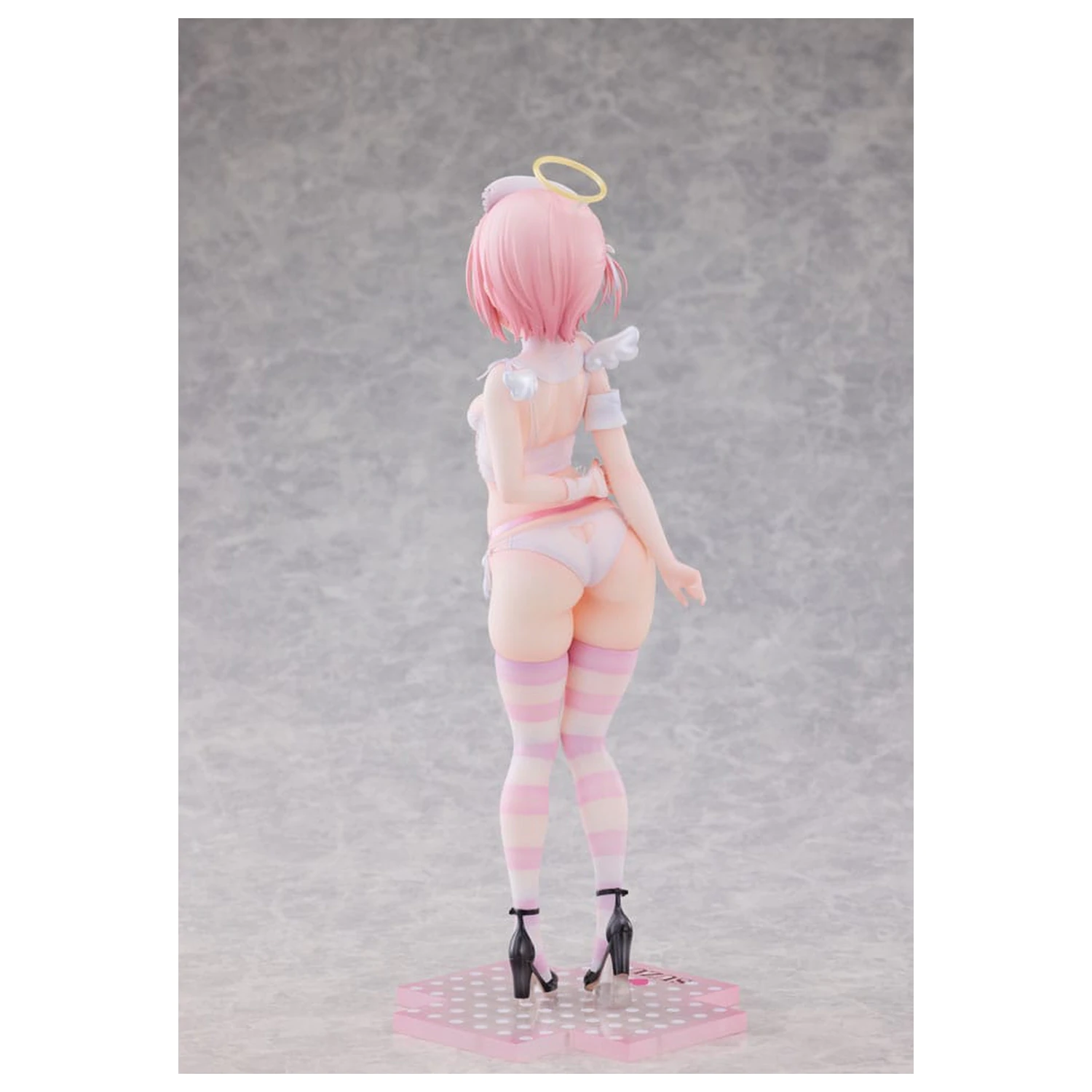 Original Character Statue 1/6 Suzu Illustrated by Kuma 4-gou 27 cm      product photo