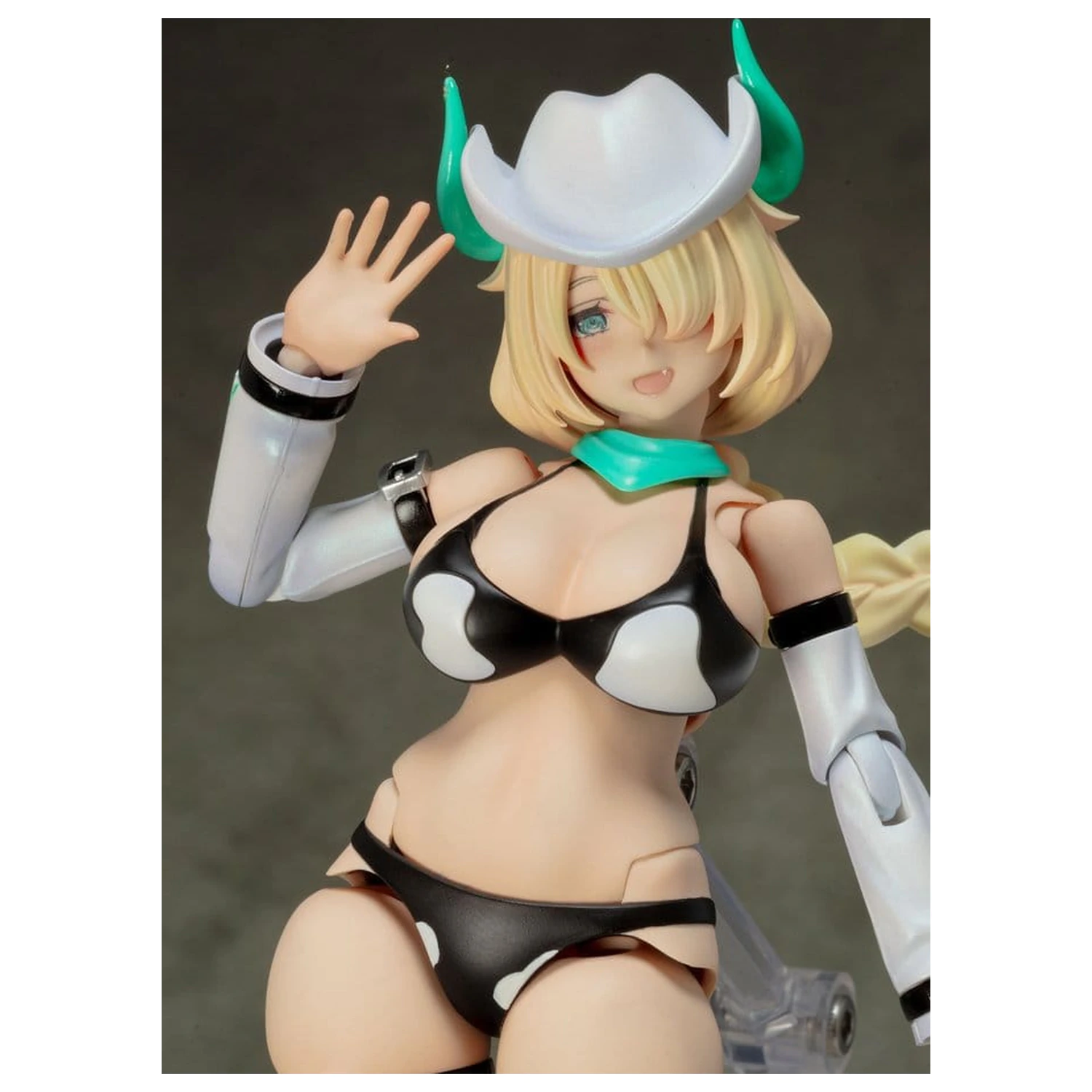 Original Character Plastic Model Kit AlienDress Quatre 16 cm product photo