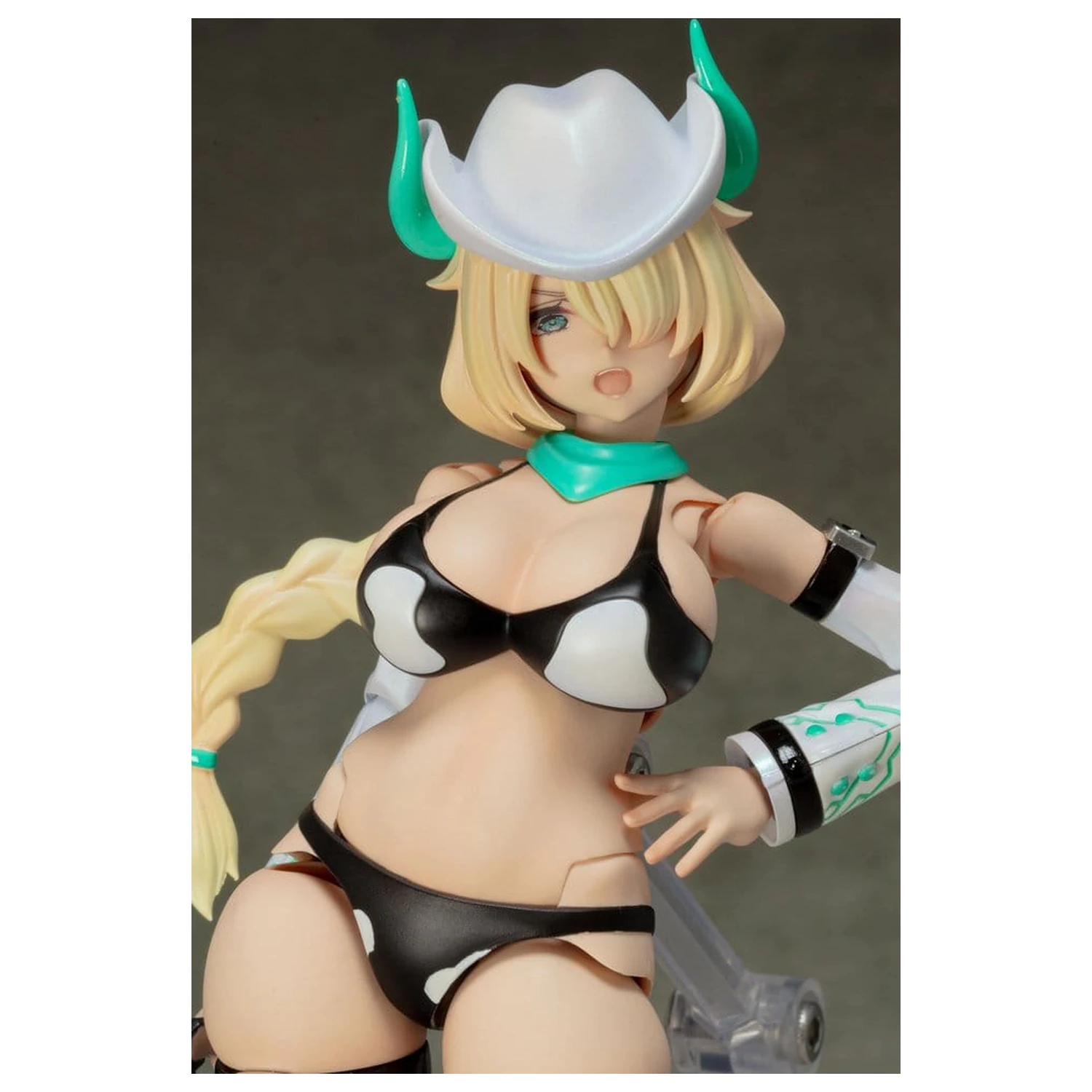 Original Character Plastic Model Kit AlienDress Quatre 16 cm product photo