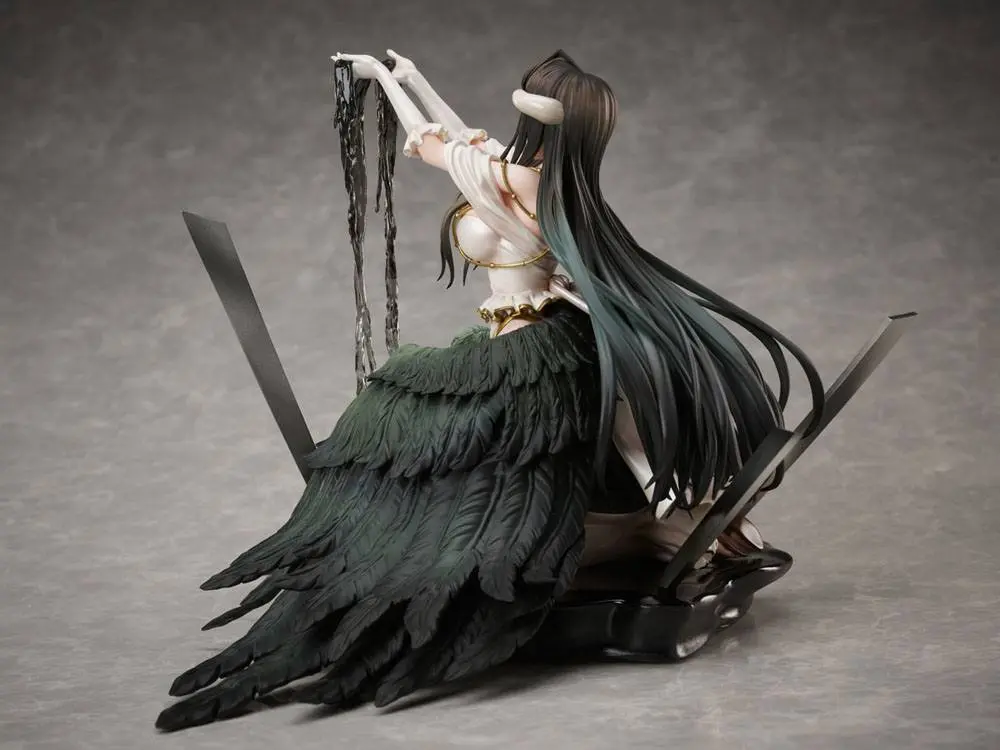 Overlord PVC Statue 1/7 Albedo White Dress Ver. 17 cm product photo