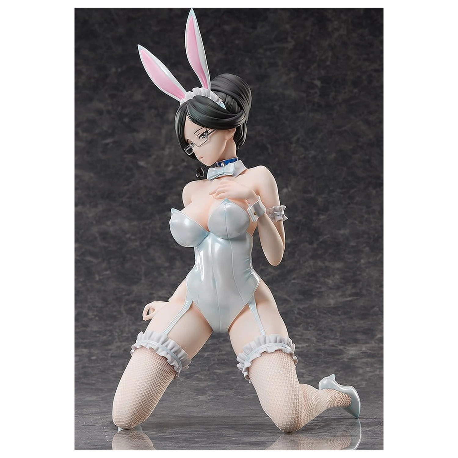 Overlord PVC Figure 1/4 Yuri Alpha: Bunny Ver. 35 cm product photo