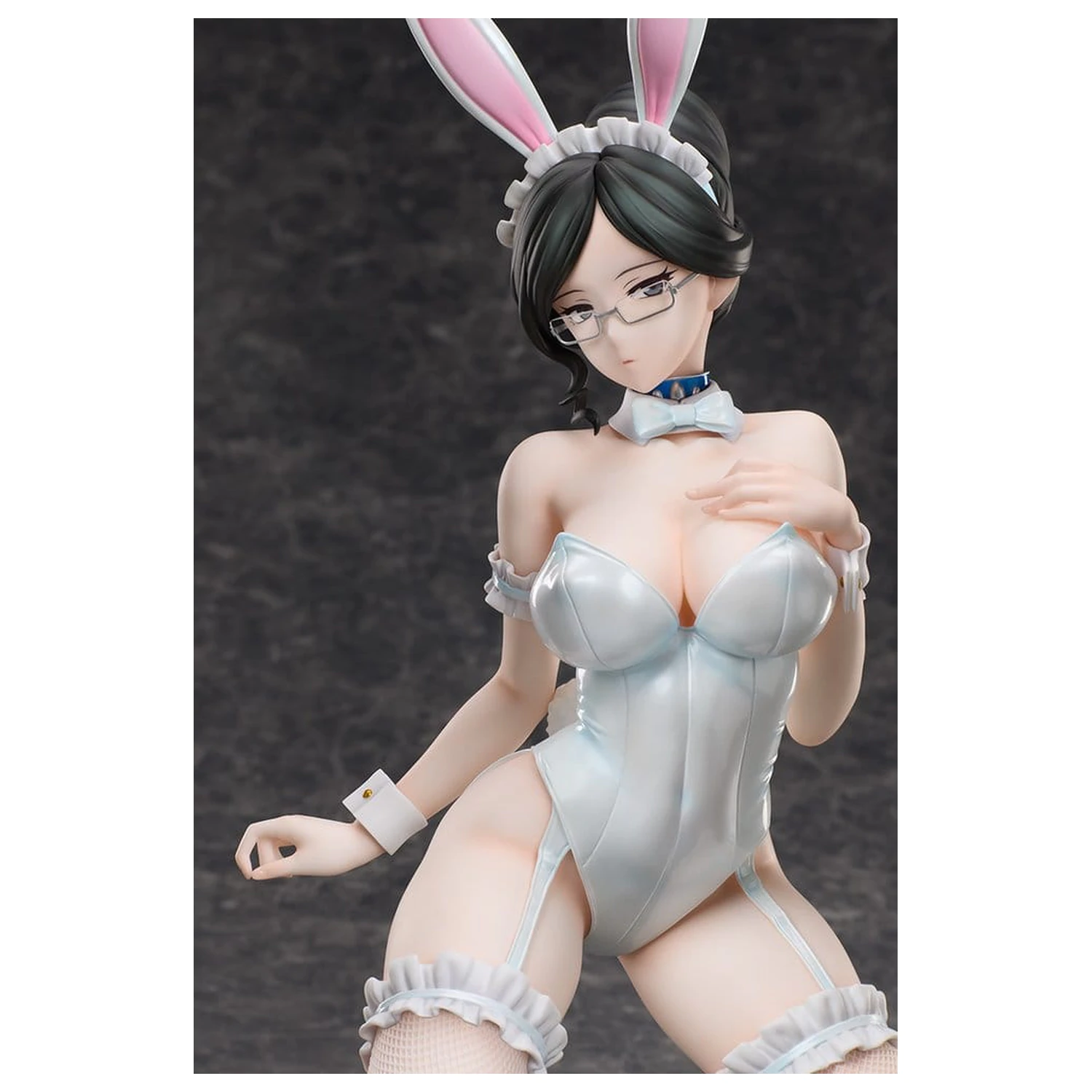 Overlord PVC Figure 1/4 Yuri Alpha: Bunny Ver. 35 cm product photo