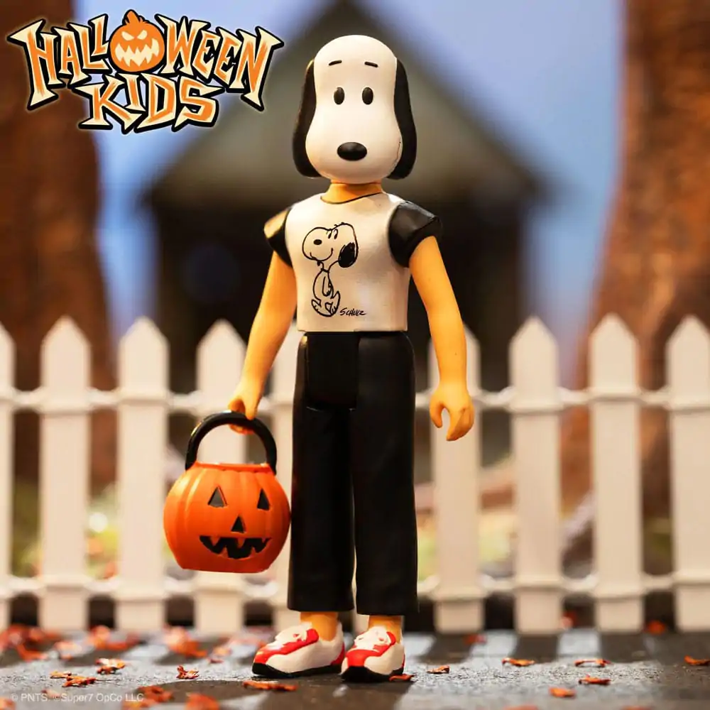 Peanuts Halloween Kids ReAction Action Figure Snoopy Boy 10 cm product photo