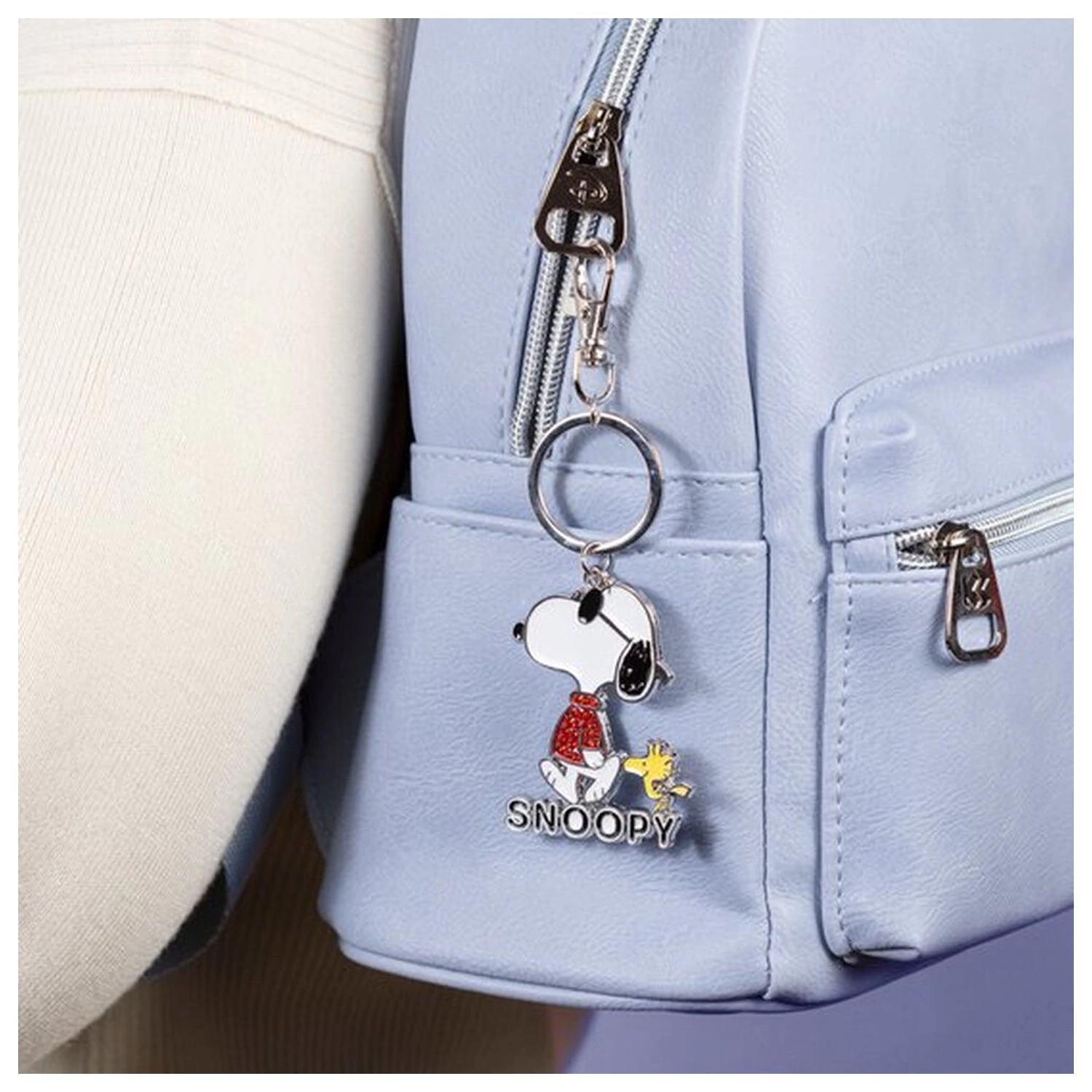 Peanuts Snoopy keychain product photo