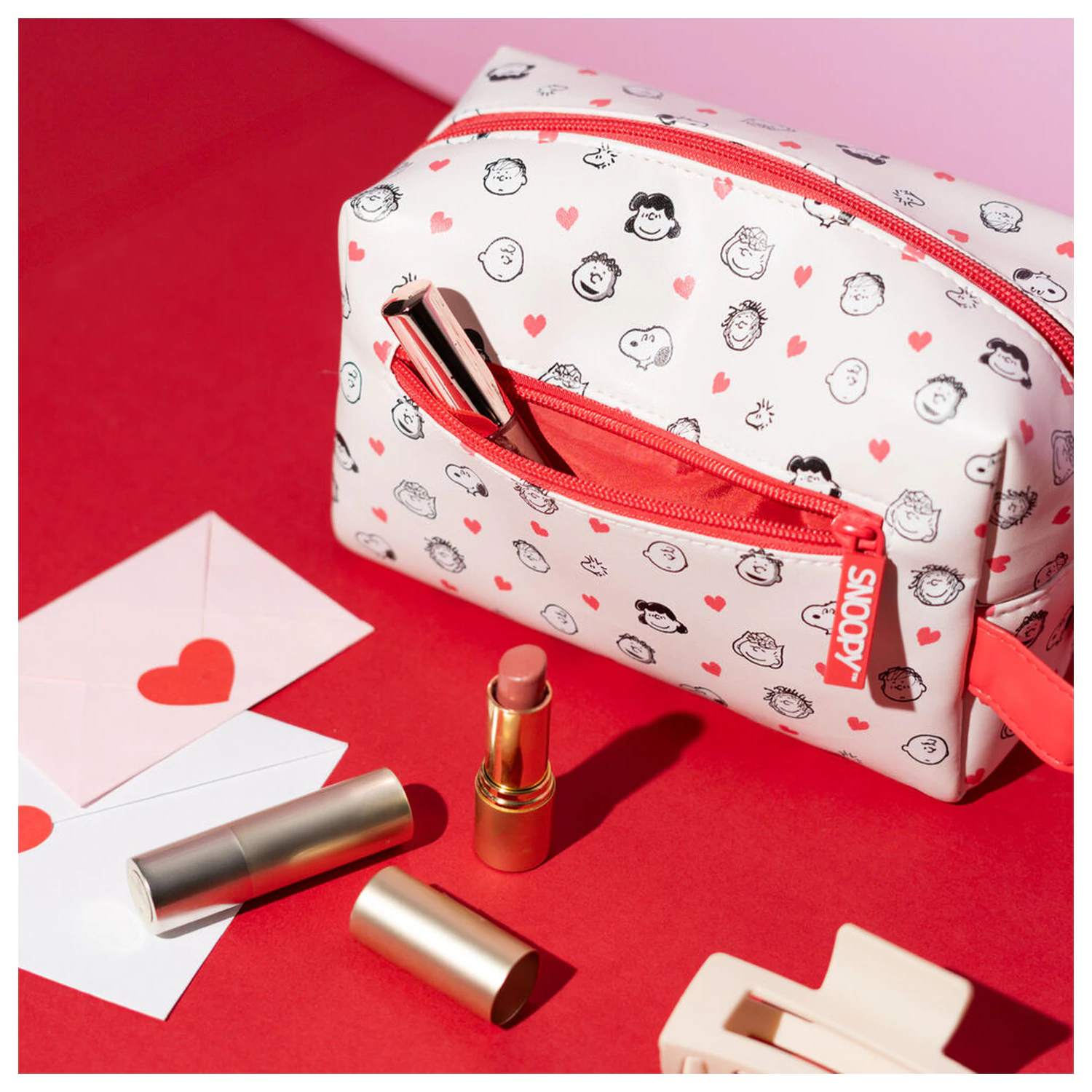 Peanuts Snoopy vanity case product photo